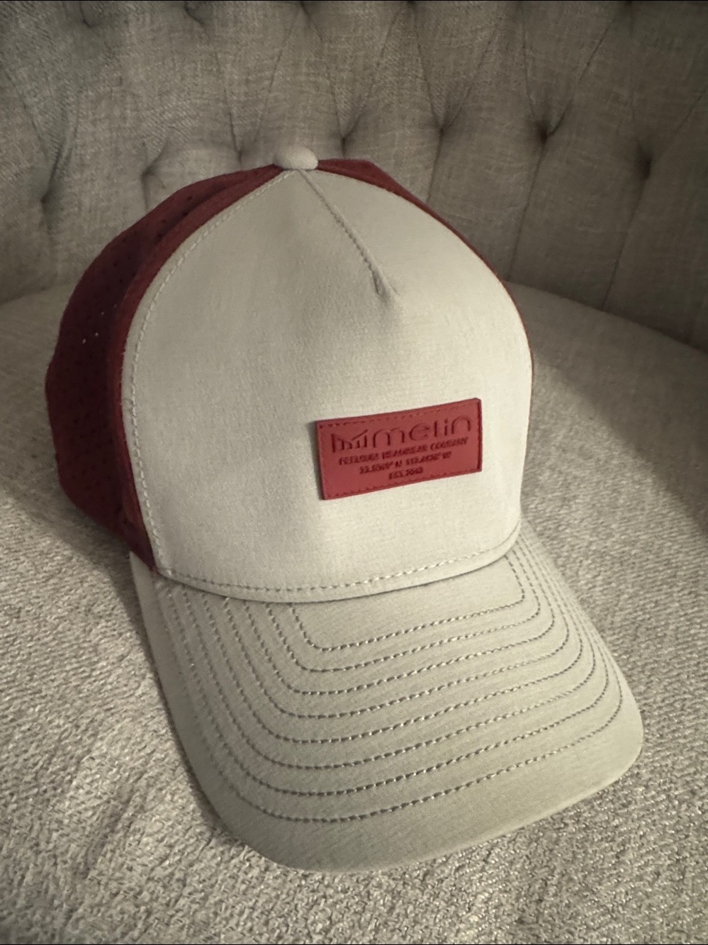 Melin Odyssey HYDRO Brick/Cream Snapback Hat (NWOT)